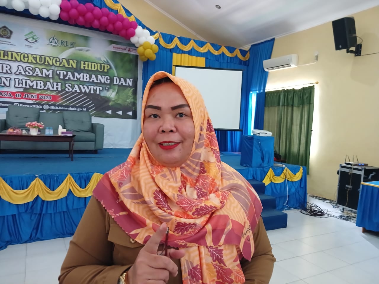 Tingkatkan Kesadaran Lingkungan, DLHK Berau Sosialisasi Pengelolaan Air Asam Tambang dan Limbah Sawit kepada Mahasiswa