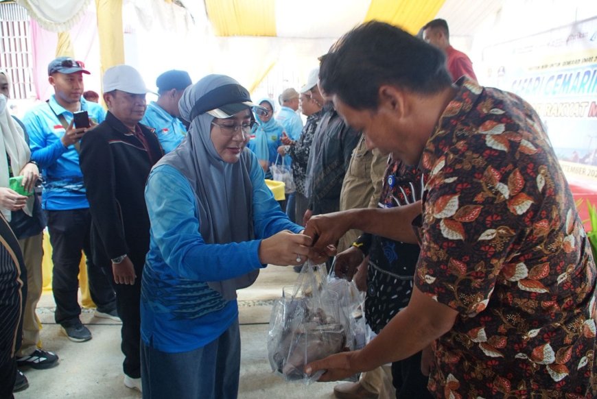 Safari Gemar Ikan, 3,7 Ton Ikan Dibagikan untuk Warga Segah dan Kelay