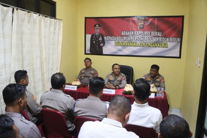 Kapolres Berau Kunjungi Polsek Tabalar, Tegaskan Peran Garda Terdepan Pelayanan Masyarakat