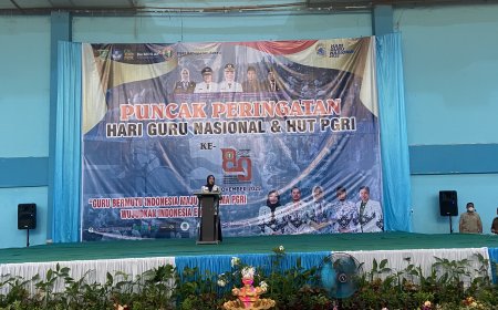 Bupati Berau Serukan Guru Tampil Percaya Diri dengan Jaminan Perlindungan Hukum