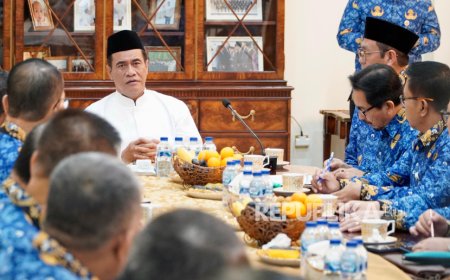 Pemerintah Distribusikan 34 Ribu Ton Beras dan 6,8 Juta Liter Minyak untuk Korban Bencana di Sumatera