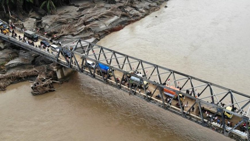 Pemerintah Siapkan 100 Jembatan Bailey dari Luar Negeri untuk Daerah Terdampak Bencana