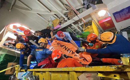 Kecelakaan di KM Dharma Kartika IX, Truk Muatan Beras Terguling, Tiga Orang Meninggal Dunia