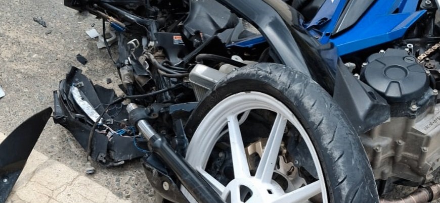 Hindari Lubang Jalan, Dua Pengendara Tewas dalam Tabrakan Maut di Poros Labanan Berau