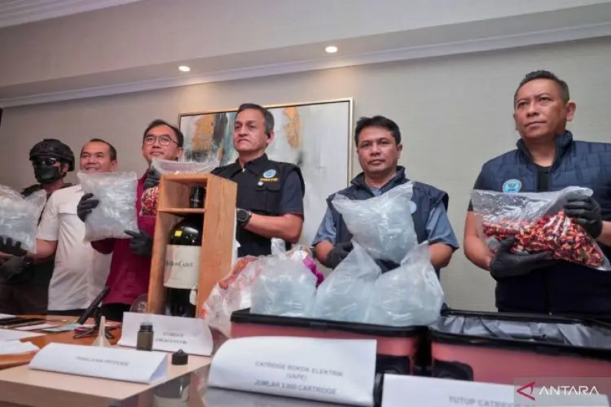 BNN dan Bea Cukai Bongkar Pabrik Gelap Vape Narkotika Jaringan Internasional di Apartemen Jakarta Selatan