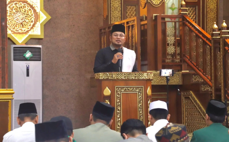 Buka Safari Ramadan, Gubernur Rudy Mas’ud Ajak Warga Kaltim Ramaikan Masjid Lewat Gerakan Subuh Berjamaah