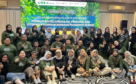 Dari Hutan ke Pasar: Langkah Maju Kelompok Perempuan Berau Mengolah Ekonomi Biru