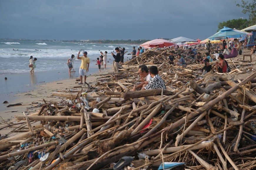 Prabowo Kecam Keras Pemda Bali Soal Sampah, Tegaskan Ancaman Serius bagi Sektor Pariwisata