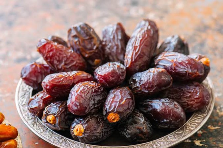 Alasan Medis di Balik Anjuran Berbuka dengan Buah Kurma