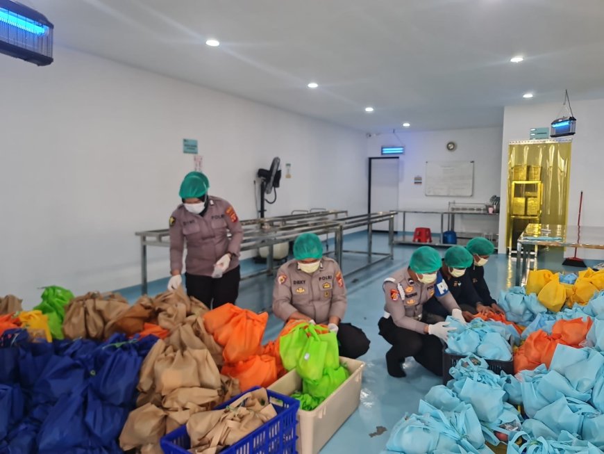 Polres Berau Salurkan 2.299 Porsi Makan Bergizi Gratis untuk Pelajar dan Balita