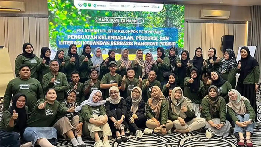 Dari Hutan ke Pasar: Langkah Maju Kelompok Perempuan Berau Mengolah Ekonomi Biru